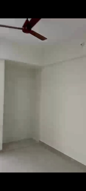 Room in 3 BHK Apartment at Rosa Manhattan, Ghodbunder Road – for Rent