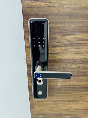 Furnished Amenities in 3 BHK Apartment at Rosa Manhattan, Ghodbunder Road – for Rent