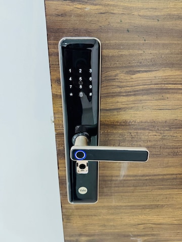 Furnished Amenities in 3 BHK Apartment at Rosa Manhattan, Ghodbunder Road – for Rent