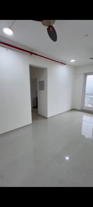 Room in 3 BHK Apartment at Rosa Manhattan, Ghodbunder Road – for Rent