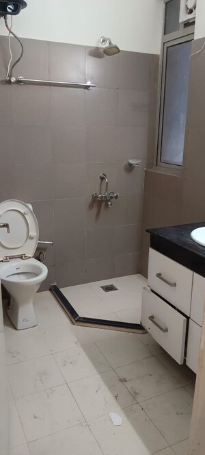 Attached Bathroom in 2 BHK Apartment at Pioneer Park Phase 1, Sector 61 – for Rent