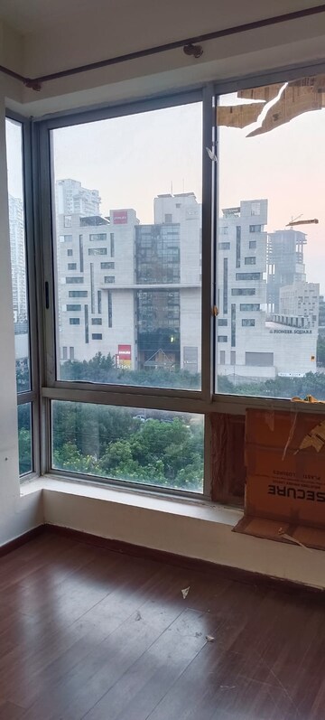  2 BHK Apartment at Pioneer Park Phase 1, Sector 61 – for Rent