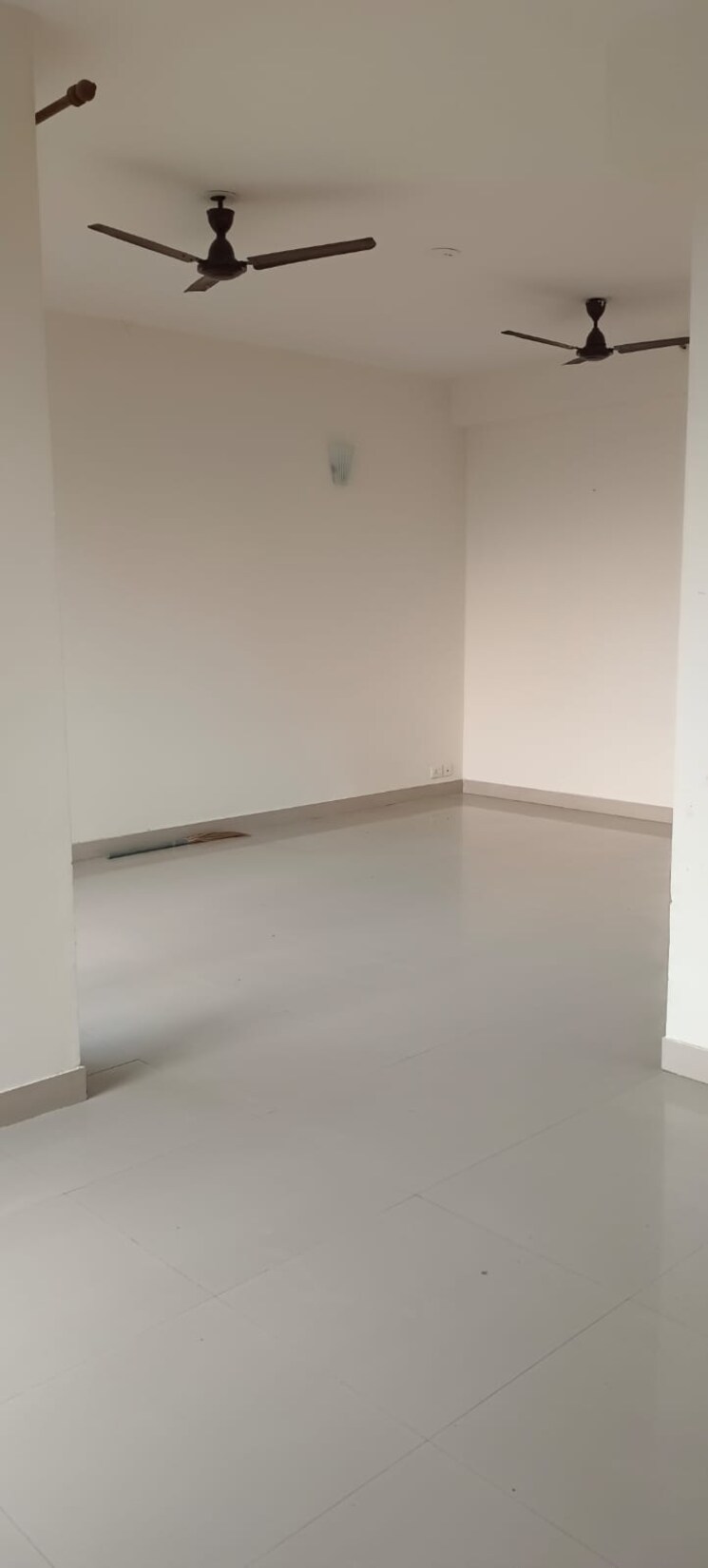 Room, pioneer-park-phase-1 2 Bedroom 1270 Sq.Ft. Apartment In Sector 61 Gurgaon 9377247