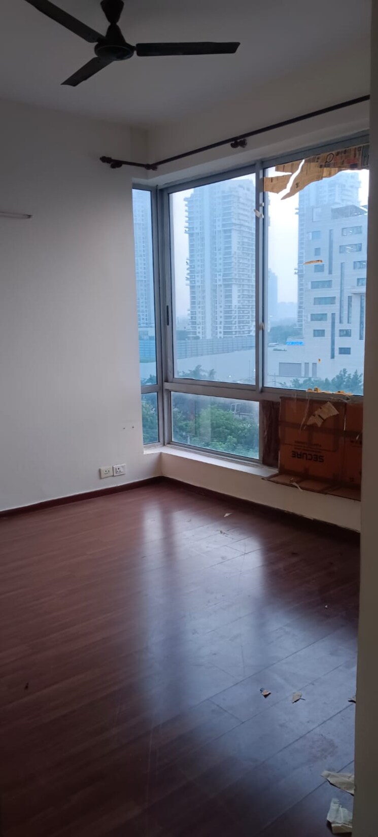 Room, pioneer-park-phase-1 2 Bedroom 1270 Sq.Ft. Apartment In Sector 61 Gurgaon 9377247