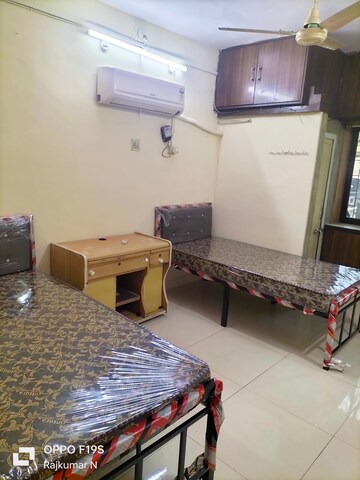 Bedroom in  Pg at Powai – for Rent