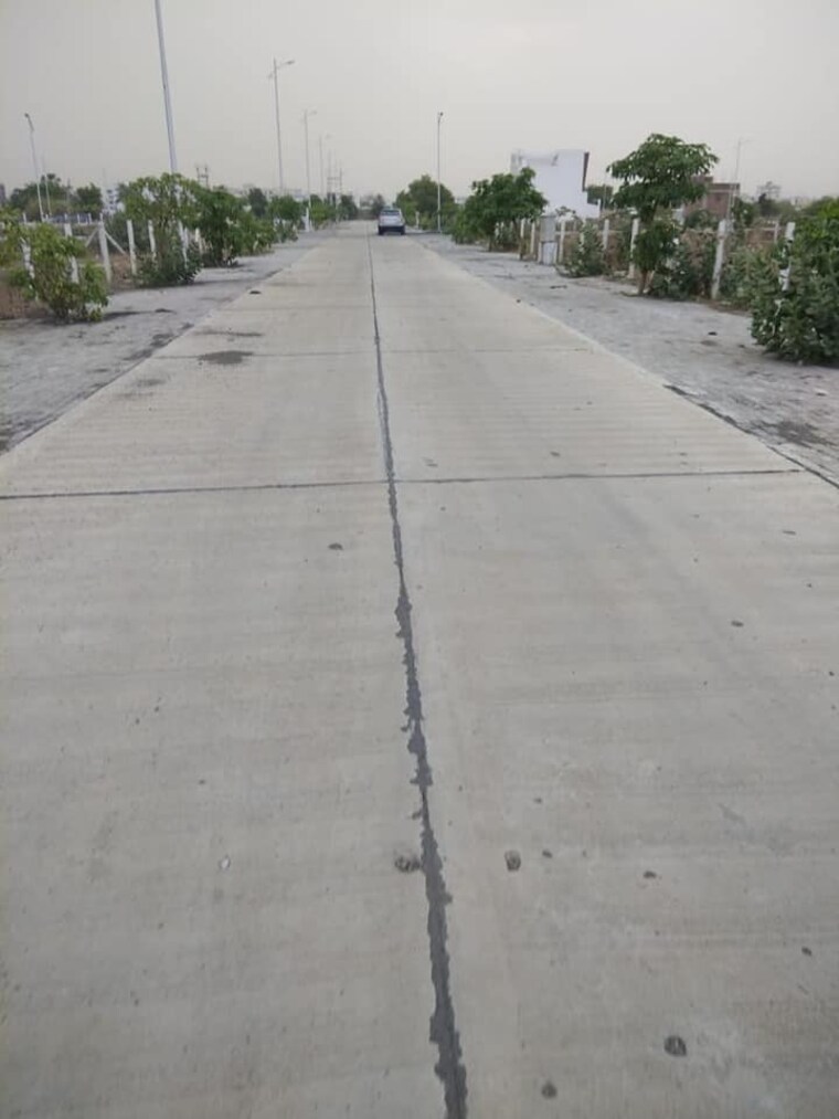 Balcony, wardha rd  1250 Sq.Ft. Plot In Wardha rd Nagpur 9377202