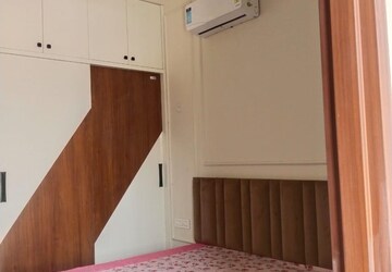 Bedroom in 2 BHK Villa at Central Town, Vip Road – for Rent