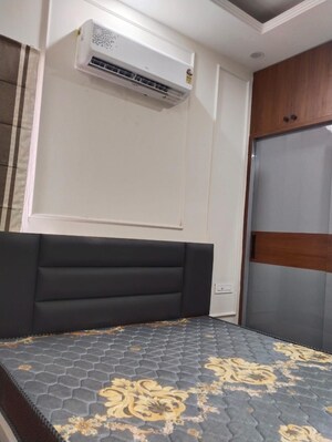 Furnished Amenities in 2 BHK Villa at Central Town, Vip Road – for Rent