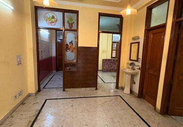 2 BHK Builder Floor For Rent in Sector 23a