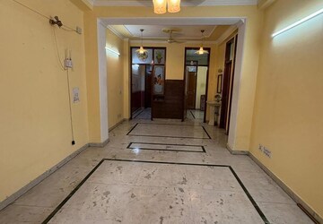Room in 2 BHK Builder Floor at Sector 23a – for Rent