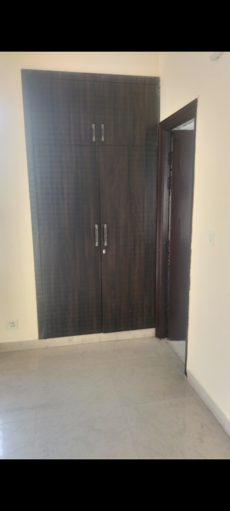 Room, srs-residency 3 Bedroom 1557 Sq.Ft. Apartment In Sector 88 Faridabad 9377294