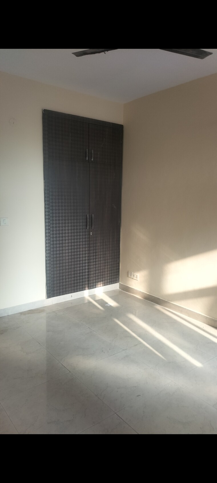 Room, srs-residency 3 Bedroom 1557 Sq.Ft. Apartment In Sector 88 Faridabad 9377294