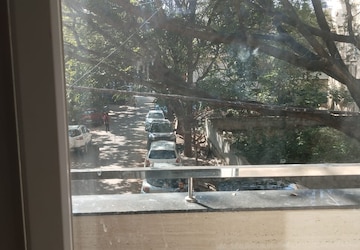 Swimming Pool in 2 BHK Builder Floor at Hsr Layout – for Rent