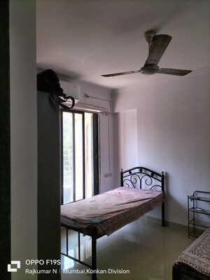 Bedroom in  Pg at Powai – for Rent