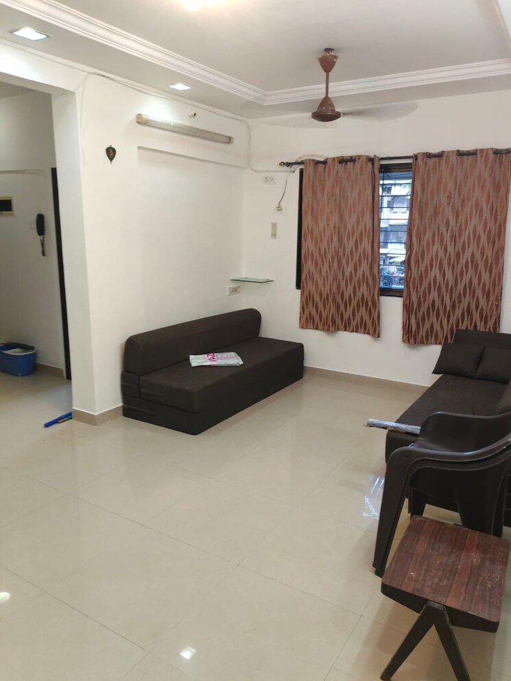 Living Room, vijay-park-chs 2 Bedroom 660 Sq.Ft. Apartment In Kandivali West Mumbai 9376848