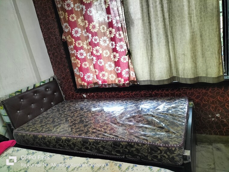 Bedroom, powai Pg For Boys In Powai 9377431