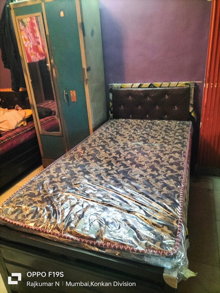 Bedroom, powai Pg For Boys In Powai 9377431
