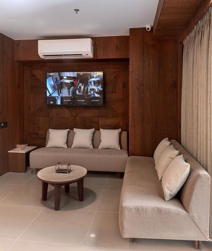 Team Area, ambli road Commercial Office Space 600 Sq.Ft. In Ambli Road Ahmedabad 9377396