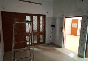 Furnished Amenities in 4 BHK Independent House at Indira Nagar – for Sale