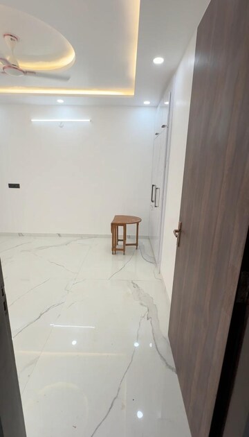 Bathroom in 4 BHK Apartment at Shiv Sai Emerald Heights, Sector 88 – for Rent