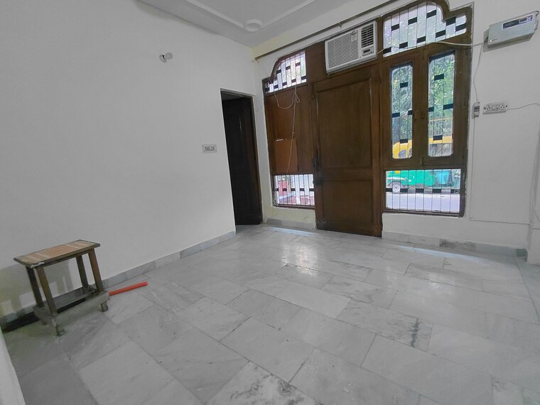 Room, janakpuri 2 Bedroom 800 Sq.Ft. Builder Floor In Janakpuri Delhi 9377527