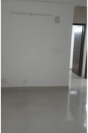 Room in 2 BHK Apartment at Stellar Mi Citihomes, Omicron Iii Greater Noida – for Sale