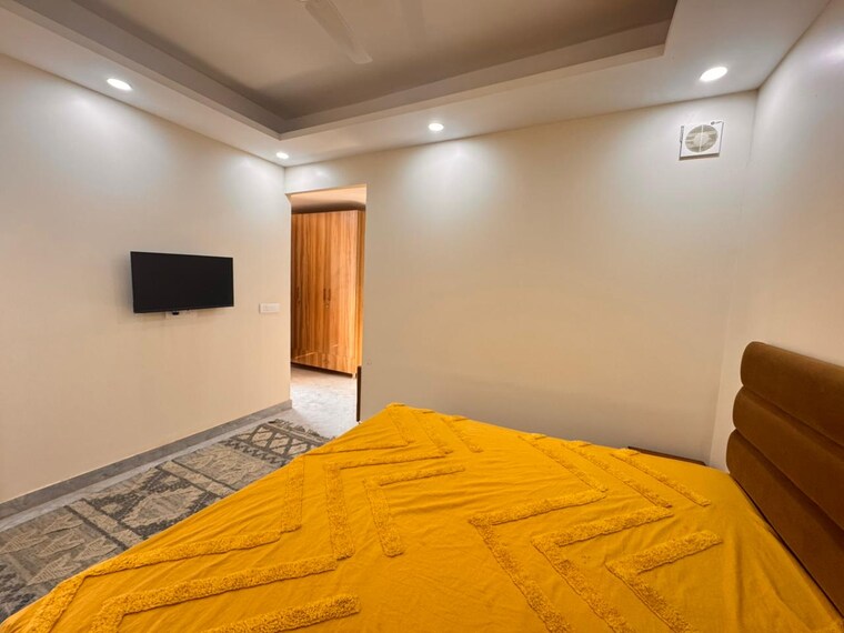 Bedroom, sector 27 1 Bedroom 690 Sq.Ft. Builder Floor In Sector 27 Gurgaon 9377556