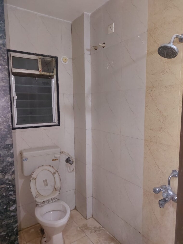 Bathroom, auspicious-apartment 2 Bedroom 1050 Sq.Ft. Apartment In Wakad Pune 9377495