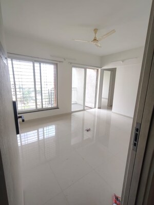 Room in 2 BHK Apartment at Wakad – for Rent