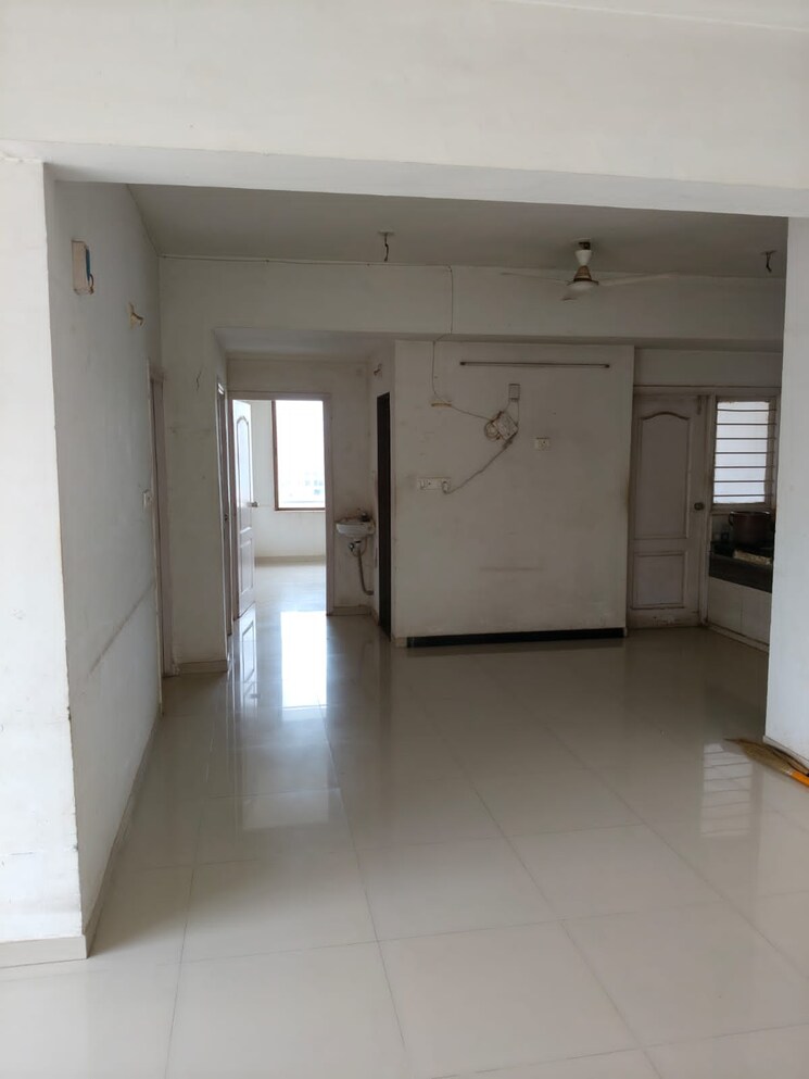 Room, krishna-heights-jagatpur 3 Bedroom 1720 Sq.Ft. Apartment In Jagatpur Ahmedabad 9377563