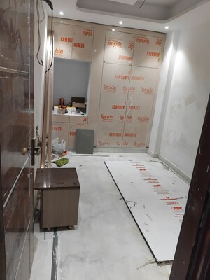 Room in 6+ BHK Villa at Kanha Apartments Indirapuram, Shakti Khand 2 – for Sale