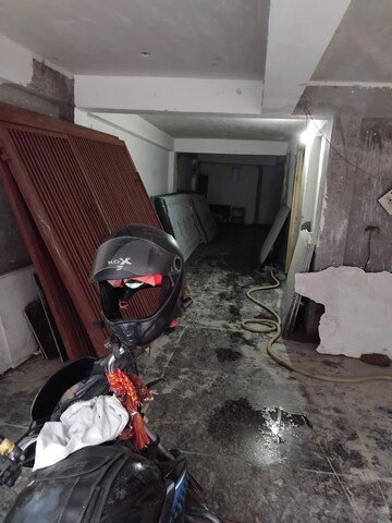 Parking in 6+ BHK Villa at Kanha Apartments Indirapuram, Shakti Khand 2 – for Sale