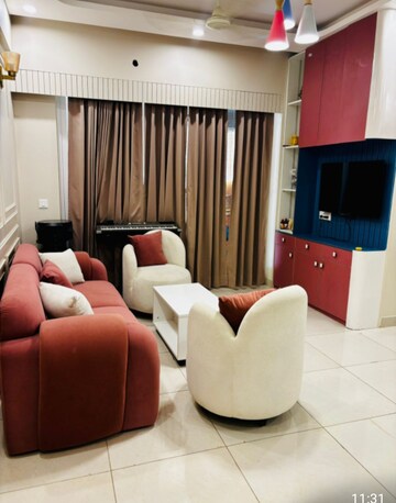 Master Bedroom in 3 BHK Apartment at ABA Ivy County, Sector 75 – for Rent