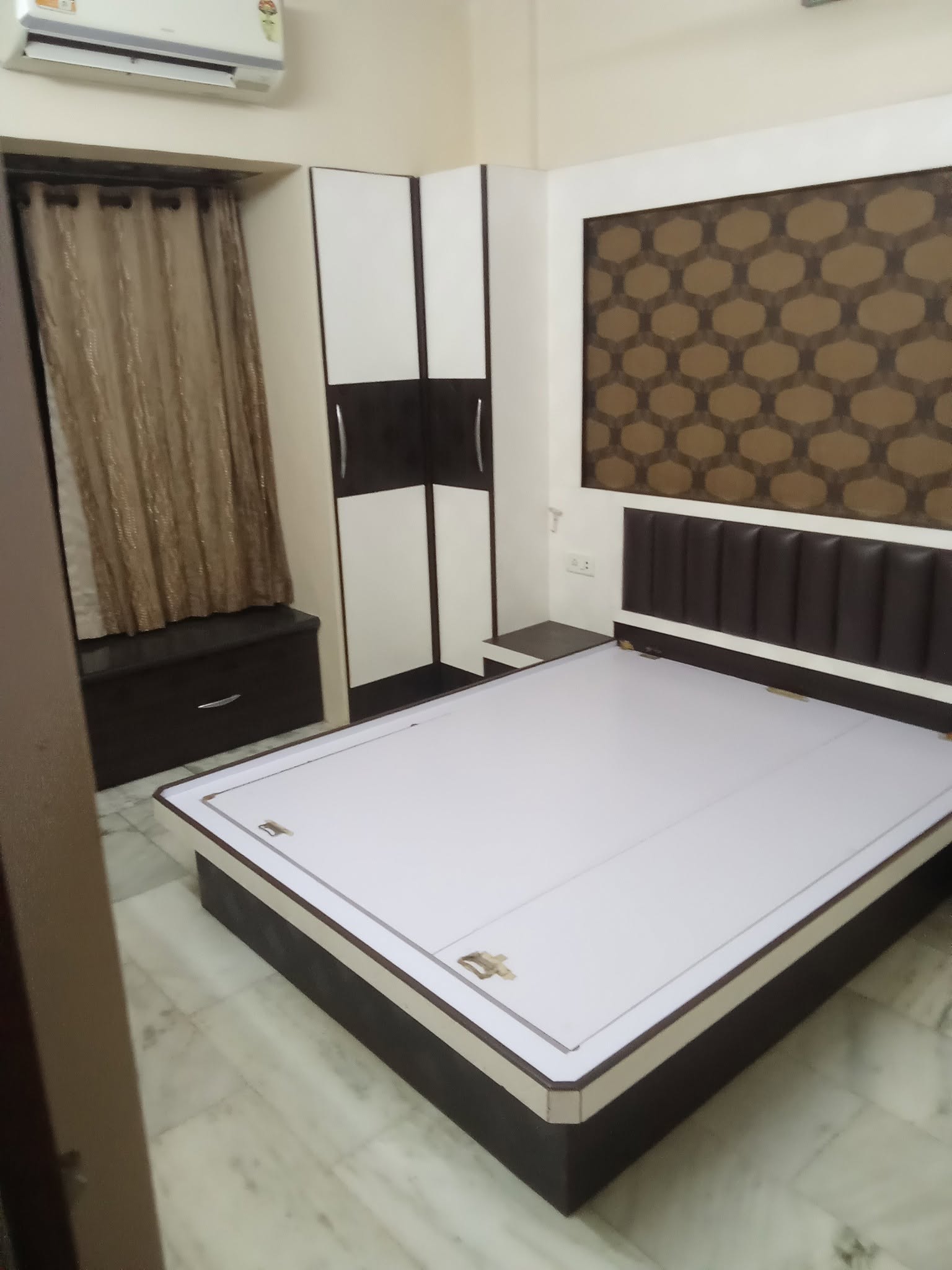 1 BHK Apartment For Rent in Riddhi Garden