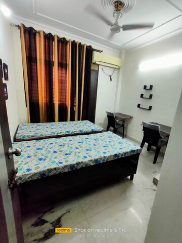 Bedroom in  Pg at Karol Bagh – for Rent