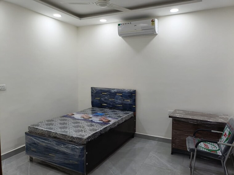 Bedroom, karol bagh Pg For Boys & Girls In Karol Bagh 9377667
