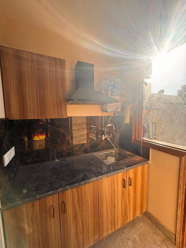 Kitchen, sector 27 1 Bedroom 750 Sq.Ft. Builder Floor In Sector 27 Gurgaon 9377698