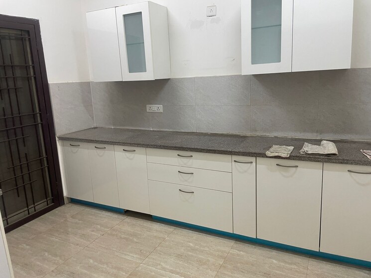 Kitchen, bptp-discovery-park 4 Bedroom 2250 Sq.Ft. Apartment In Sector 80 Faridabad 9377553