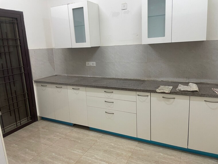 Kitchen, bptp-discovery-park 4 Bedroom 2250 Sq.Ft. Apartment In Sector 80 Faridabad 9377553