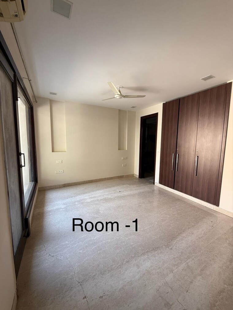 Bedroom, hauz khas enclave 3.5 Bedroom 2001 Sq.Ft. Builder Floor In Hauz Khas Enclave Delhi 9377932