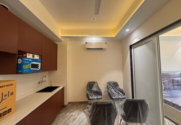 Team Area in 1 BHK Builder Floor at Sector 57 – for Rent