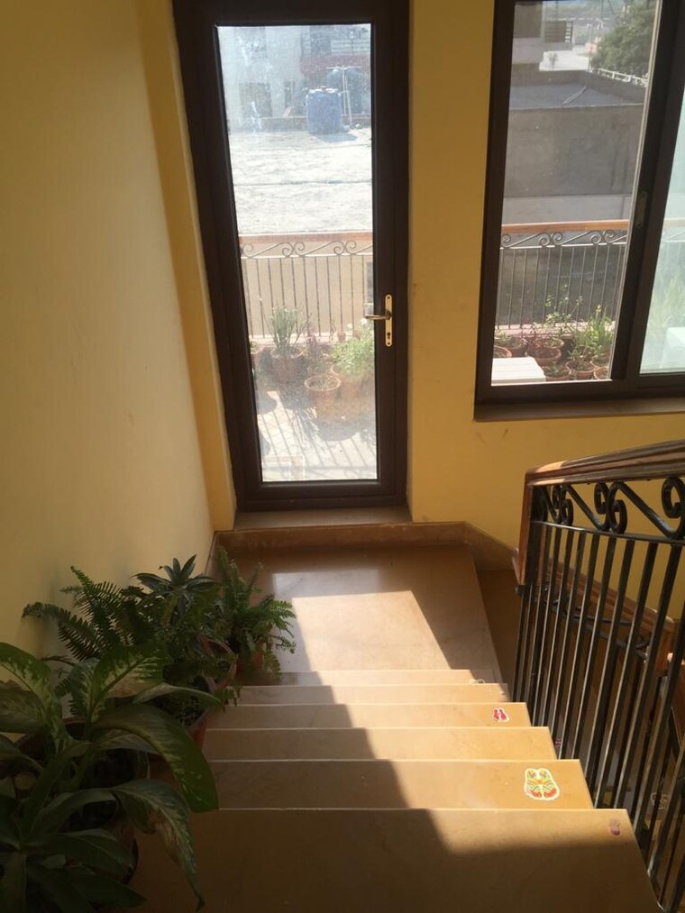 Team Area, sector 22 6 Bedroom 162 Sq.Ft. Independent House In Sector 22 Noida 9377968