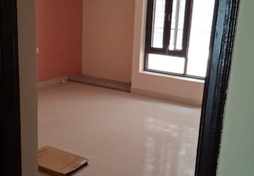 Room in 3 BHK Independent House at Sector 22 – for Sale