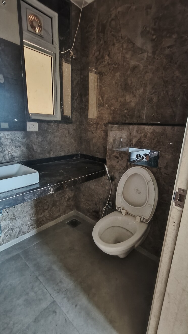 Attached Bathroom, l-t-crescent-bay-t2 2 Bedroom 850 Sq.Ft. Apartment In Parel Mumbai 9378084