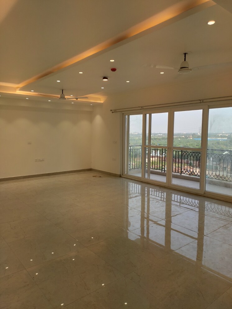 Room, urbtech-xaviers 1 Bedroom 500 Sq.Ft. Apartment In Sector 168 Noida 9378045