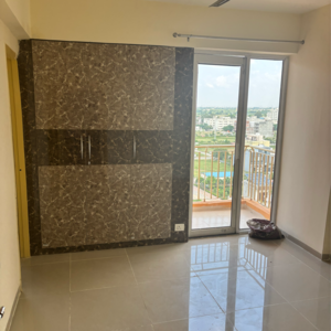 Room in 3 BHK Apartment at Wave Dream Homes, Wave City – for Rent