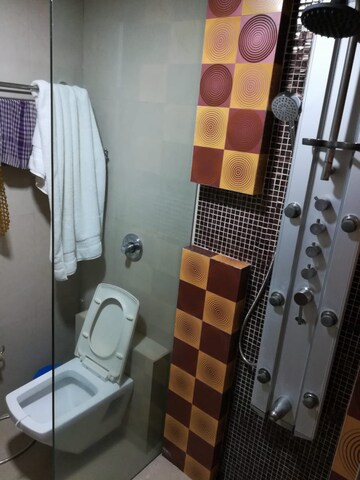 Team Area in 3 BHK Apartment at Andheri West – for Rent