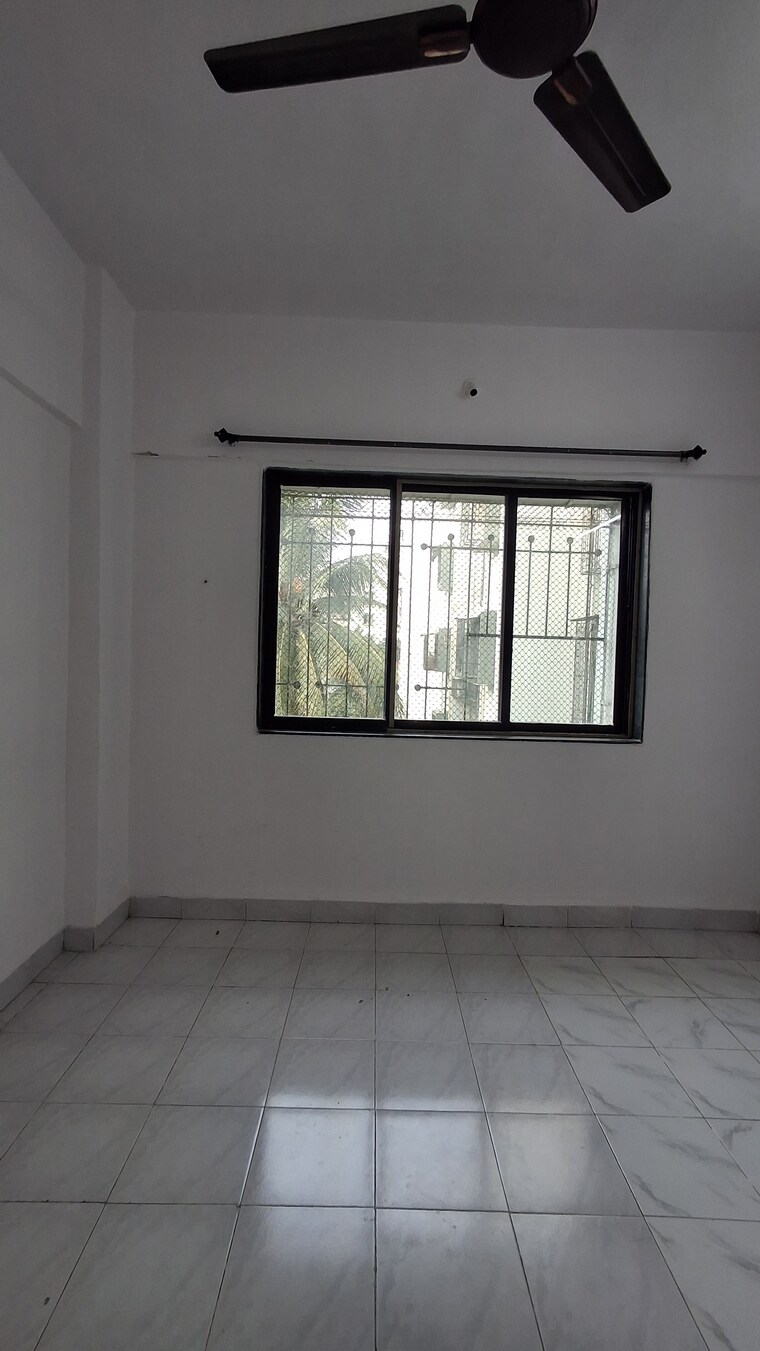 Room, shyam-gokul-garden 1 Bedroom 550 Sq.Ft. Apartment In Kandivali East Mumbai 9378067