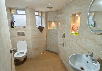 Bathroom in  Pg at Worli – for Rent
