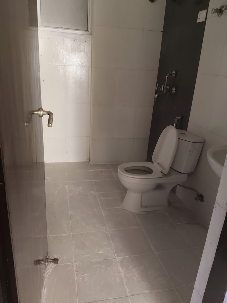 Bathroom, manglam-aanchal 4 Bedroom 1590 Sq.Ft. Apartment In Jhotwara Road Jaipur 9378204